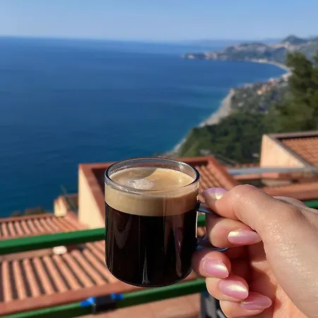 La Terrazza Sul Mare * Forza d'Agro